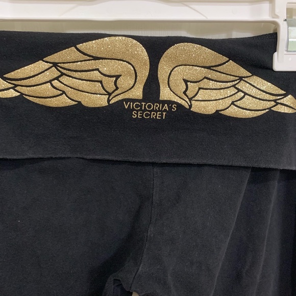 Victoria's Secret Pants - Victoria secret yoga pants